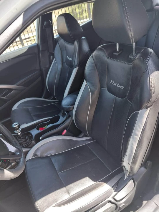 2014 Hyundai Veloster - Image 9 of 12