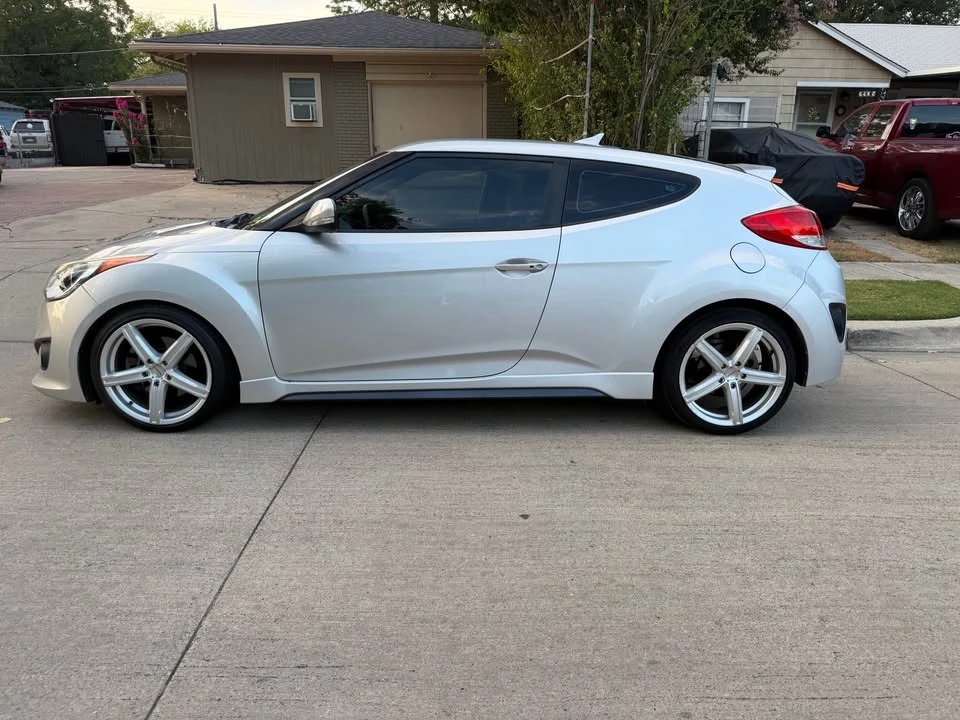 2014 Hyundai Veloster - Image 8 of 12