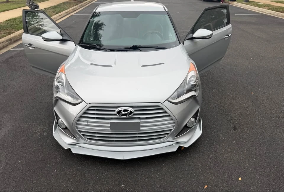 2014 Hyundai Veloster - Image 8 of 18