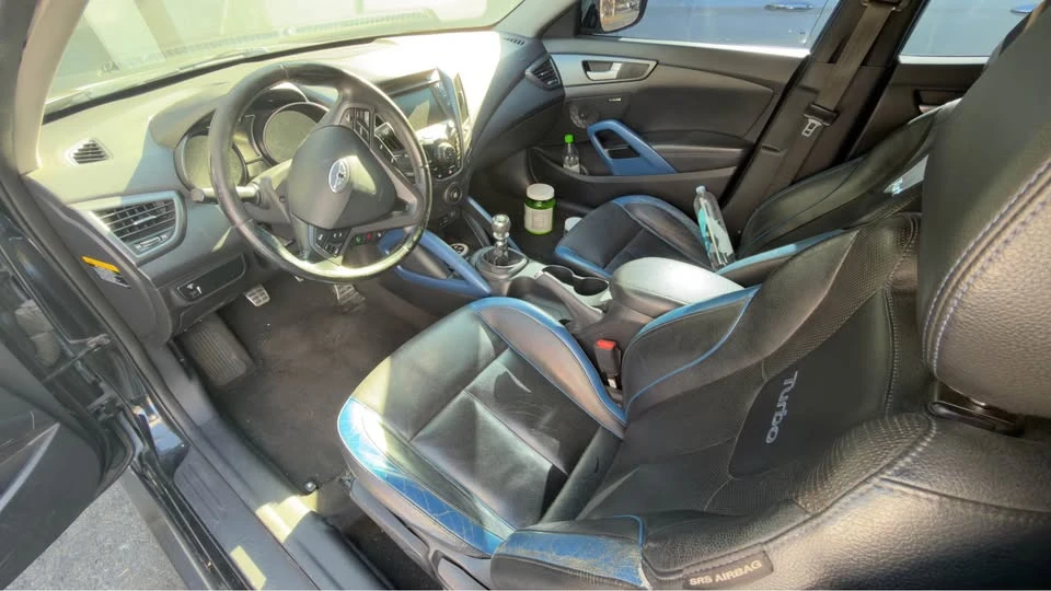 2014 Hyundai Veloster - Image 2 of 6