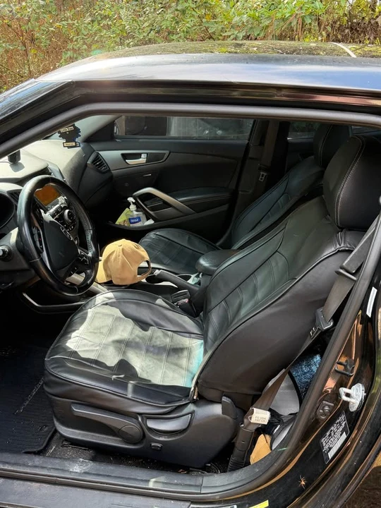 2014 Hyundai Veloster - Image 9 of 10