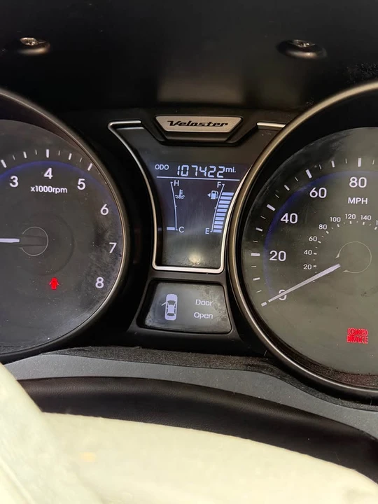 2014 Hyundai Veloster - Image 10 of 10
