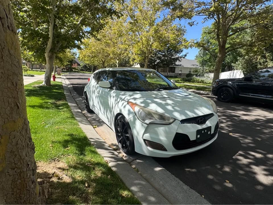 2014 Hyundai Veloster - Image 3 of 14