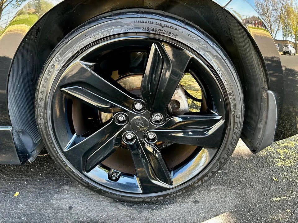 2014 Hyundai Veloster - Image 2 of 8