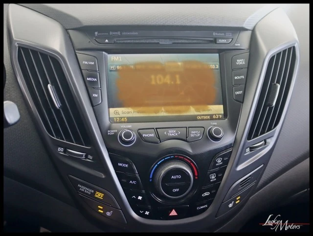 2014 Hyundai Veloster - Image 16 of 29