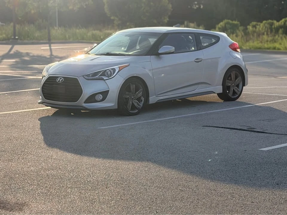 2014 Hyundai Veloster - Image 2 of 15