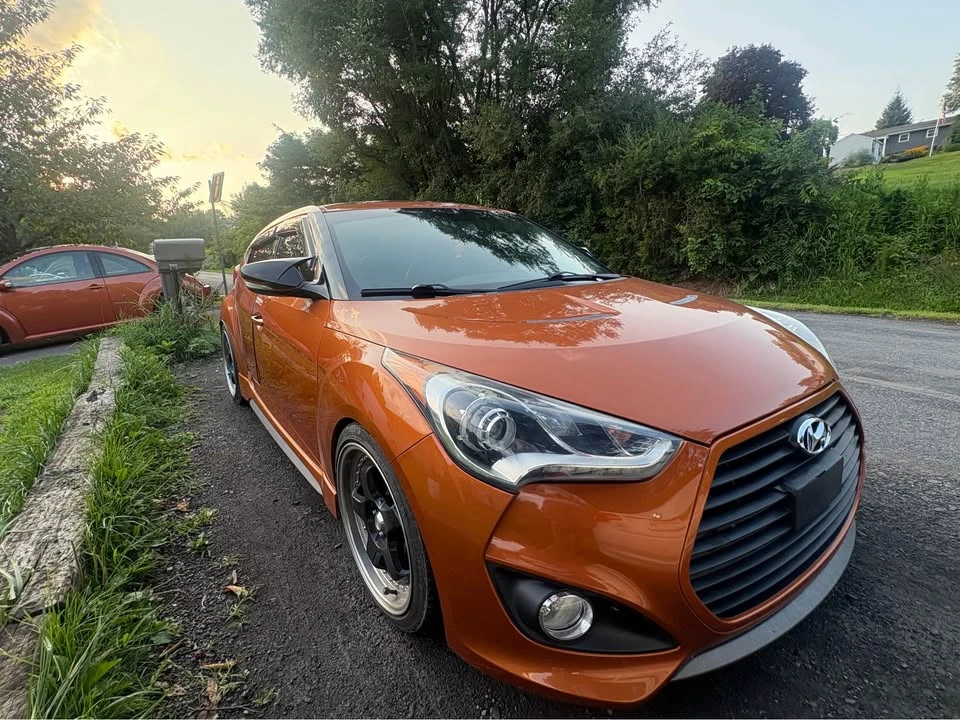 2014 Hyundai Veloster - Image 2 of 6