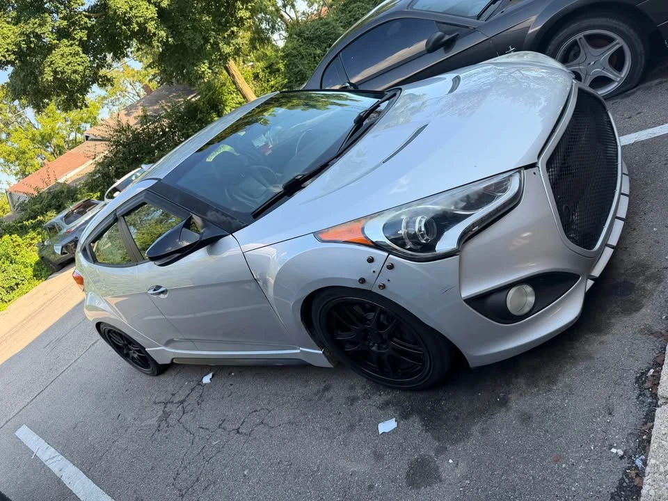 2014 Hyundai Veloster - Image 2 of 7