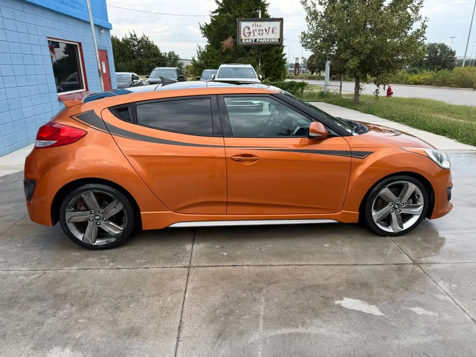 2014 Hyundai Veloster - Image 2 of 20