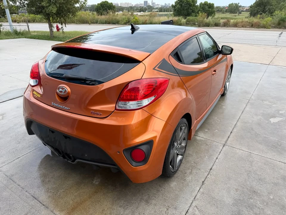 2014 Hyundai Veloster - Image 3 of 20