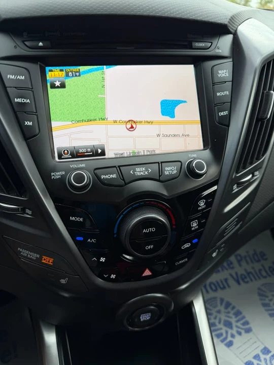2014 Hyundai Veloster - Image 13 of 20