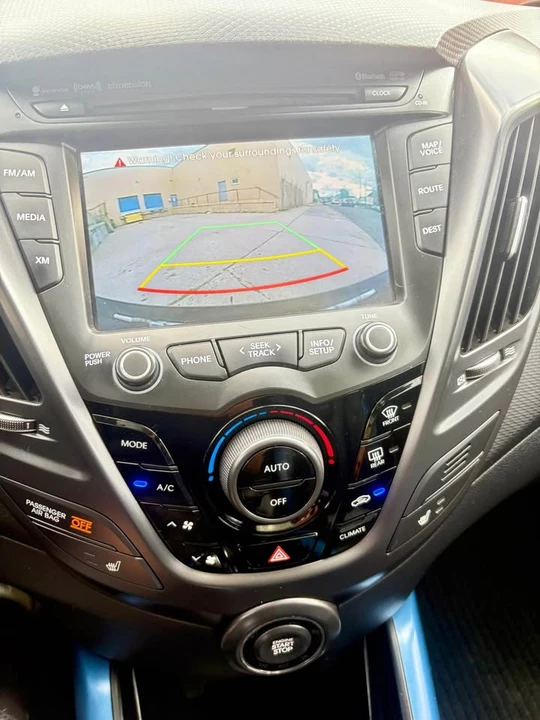 2014 Hyundai Veloster - Image 12 of 14