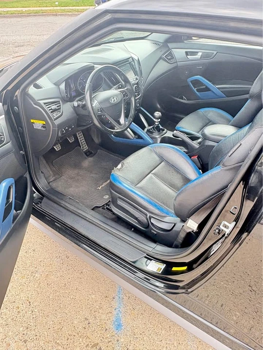 2014 Hyundai Veloster - Image 9 of 14