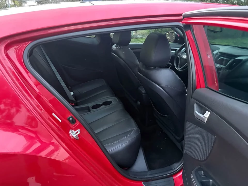 2014 Hyundai Veloster - Image 12 of 20