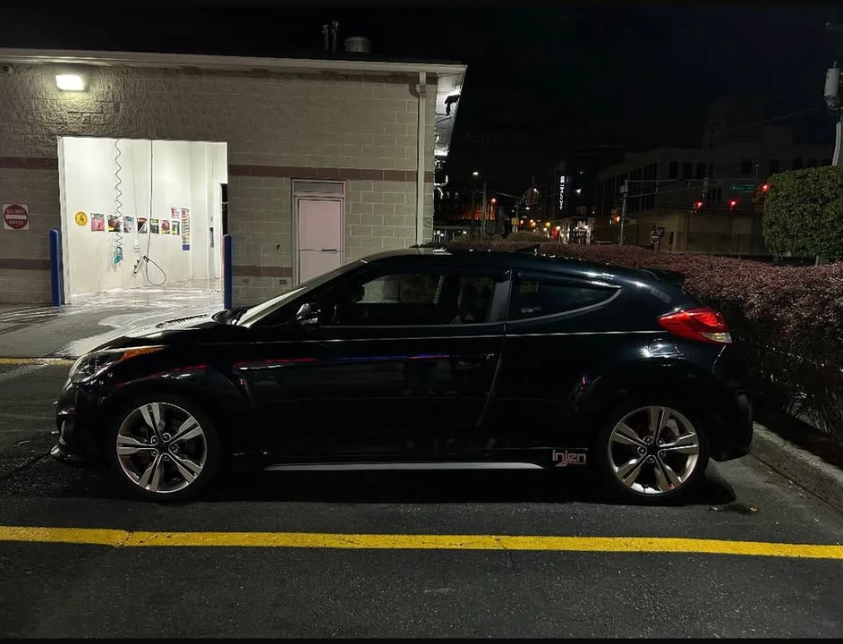 2014 Hyundai Veloster - Image 3 of 11