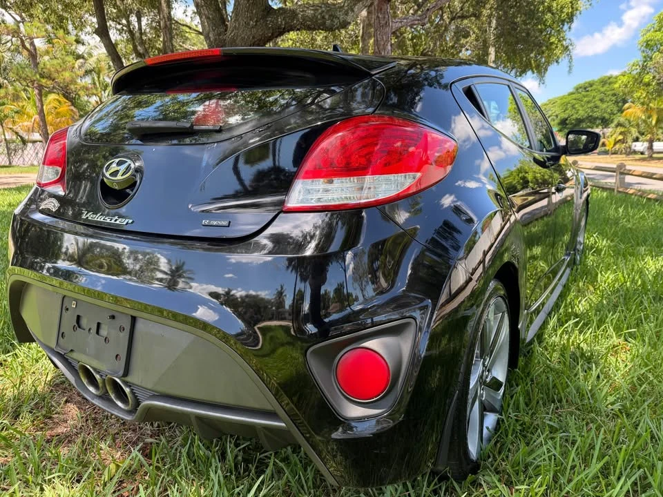2014 Hyundai Veloster - Image 19 of 20