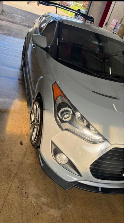 2014 Hyundai Veloster - Image 8 of 13