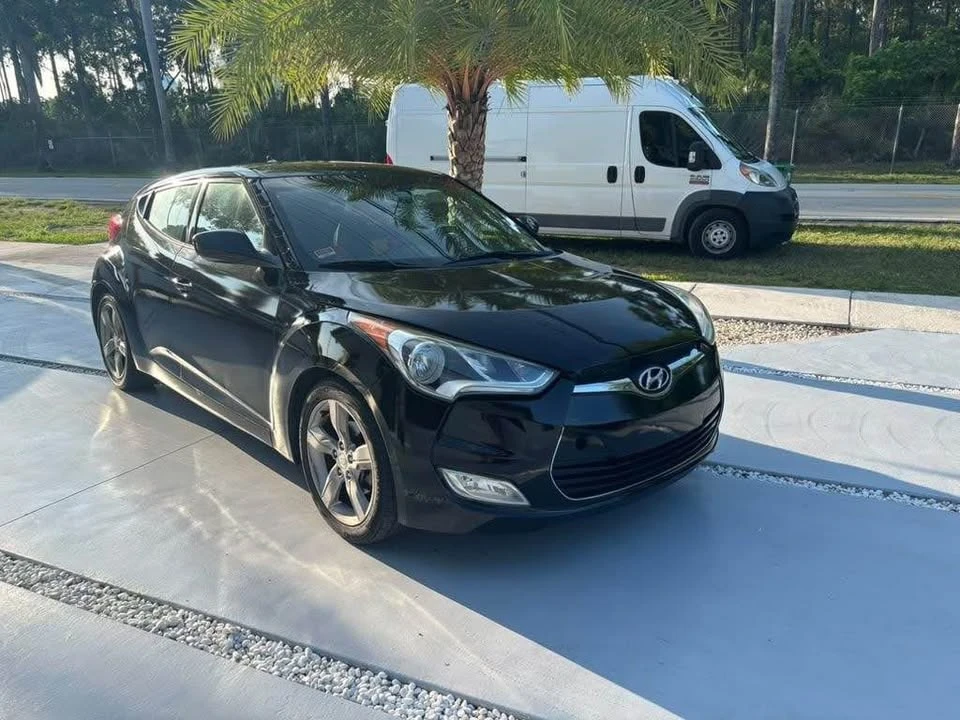 2014 Hyundai Veloster - Image 3 of 5