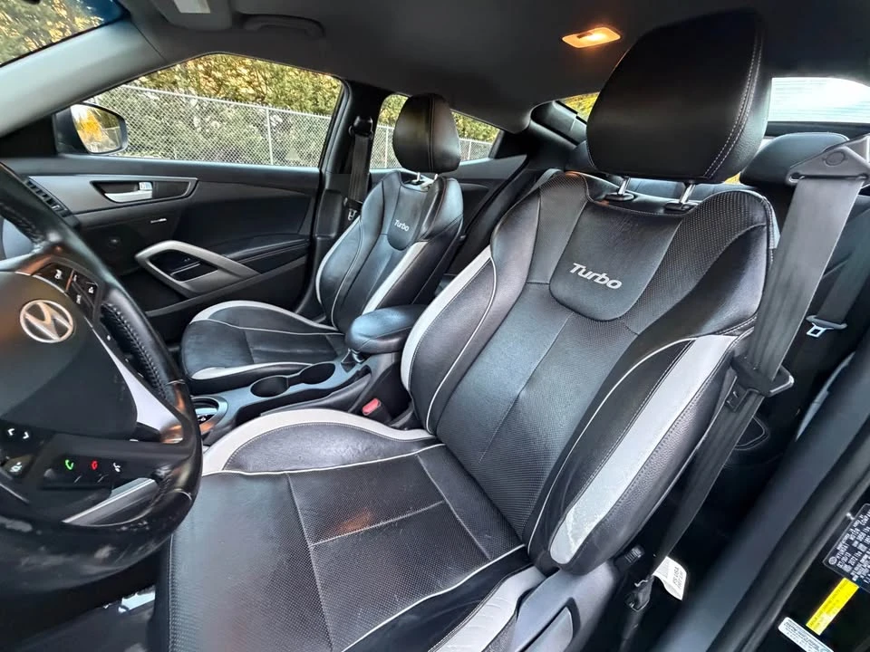 2014 Hyundai Veloster - Image 12 of 18