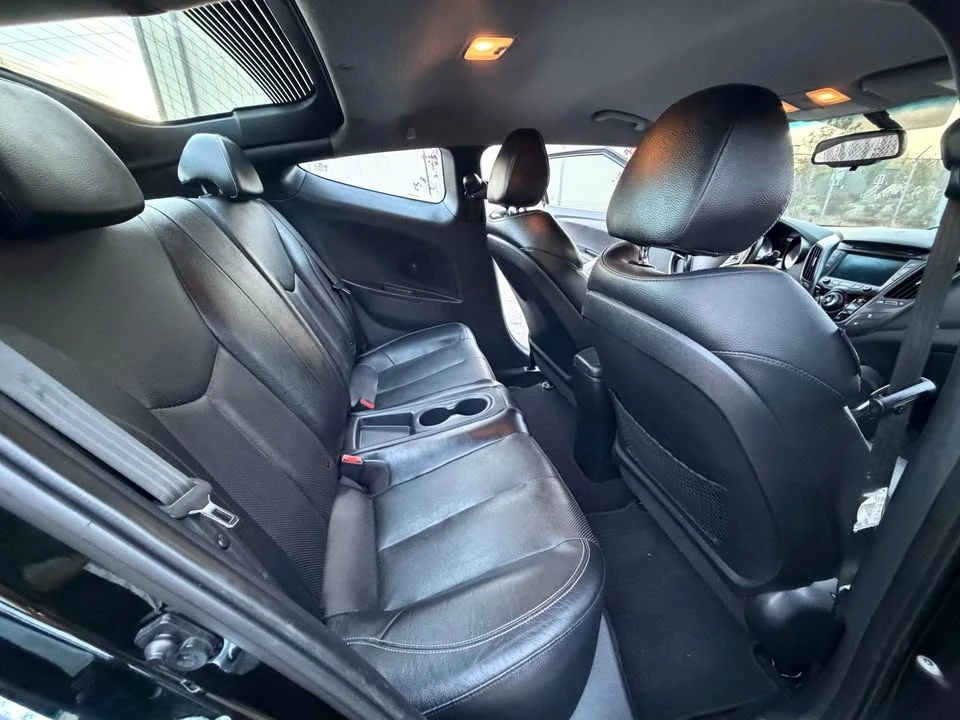 2014 Hyundai Veloster - Image 14 of 18