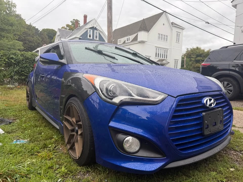 2014 Hyundai Veloster - Image 2 of 5