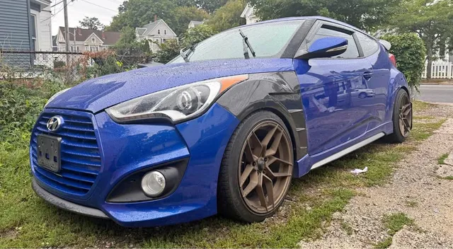 2014 Hyundai Veloster Turbo R-Spec Coupe 3D