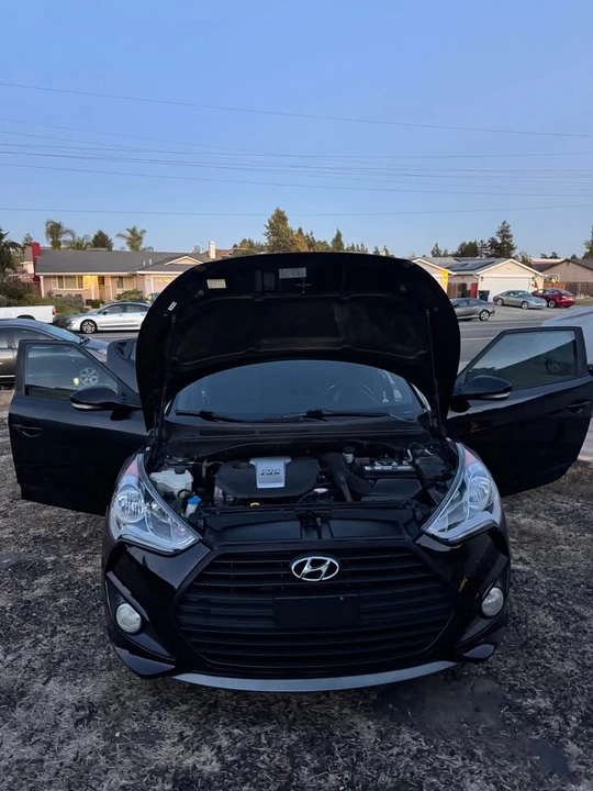 2014 Hyundai Veloster - Image 11 of 13