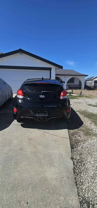 2014 Hyundai Veloster - Image 3 of 8