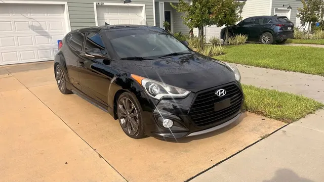 2014 Hyundai Veloster Turbo R-Spec Coupe 3D