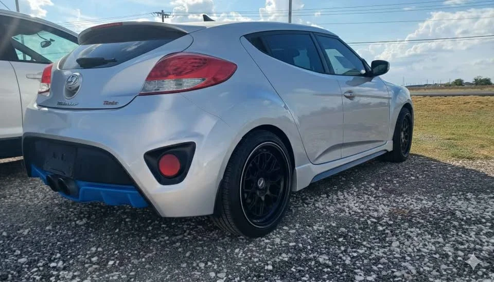 2014 Hyundai Veloster - Image 2 of 4