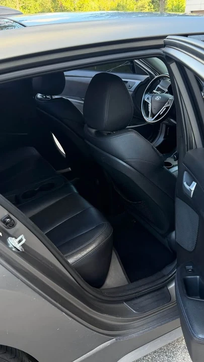 2014 Hyundai Veloster - Image 14 of 17