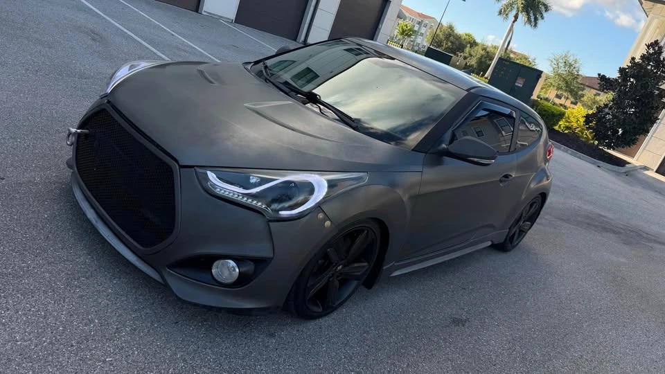 2014 Hyundai Veloster - Image 2 of 17