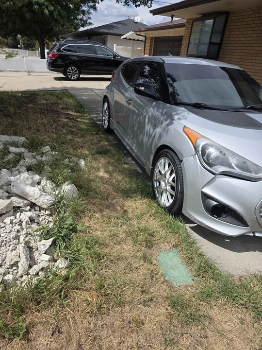 2014 Hyundai Veloster - Image 5 of 13