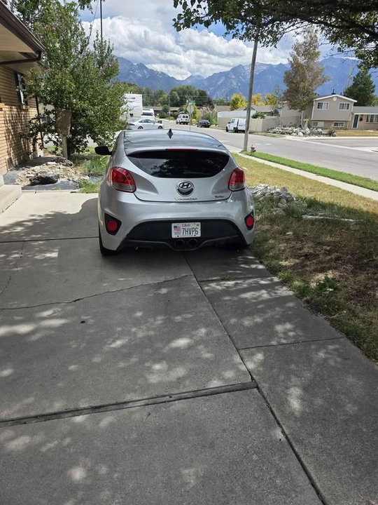 2014 Hyundai Veloster - Image 8 of 13
