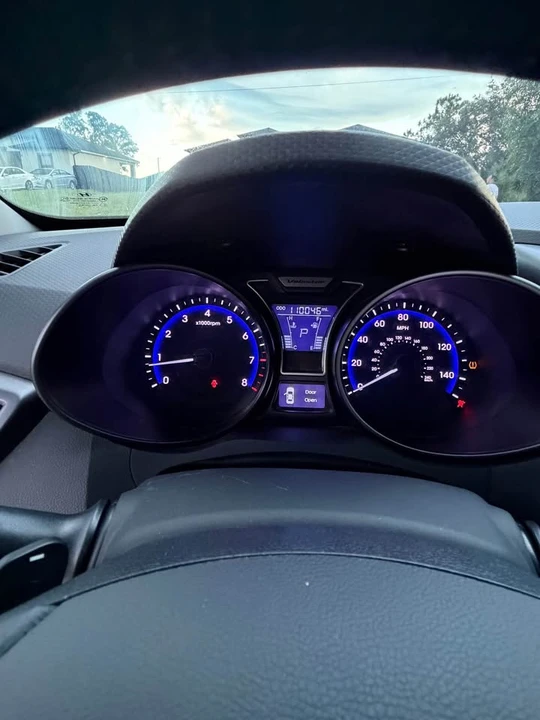 2014 Hyundai Veloster - Image 9 of 16
