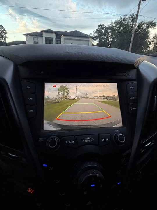 2014 Hyundai Veloster - Image 10 of 16