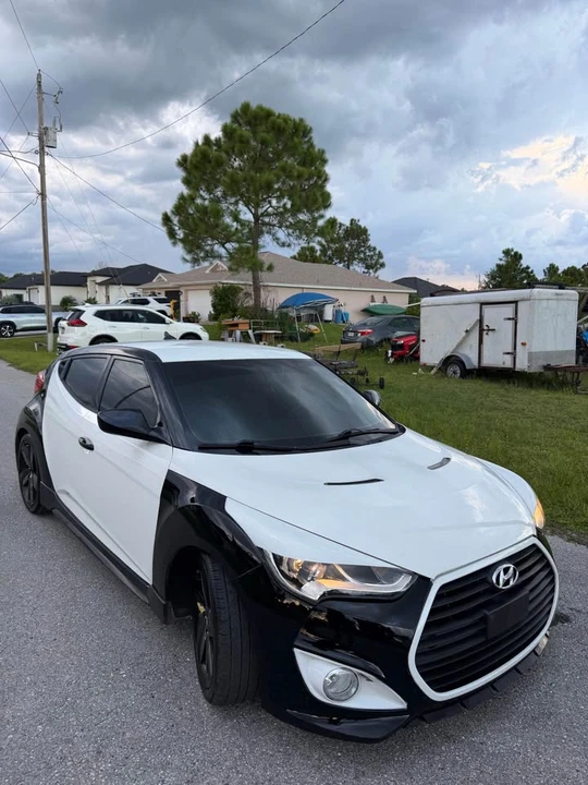 2014 Hyundai Veloster - Image 3 of 16