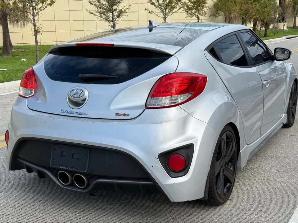 2014 Hyundai Veloster - Image 4 of 10
