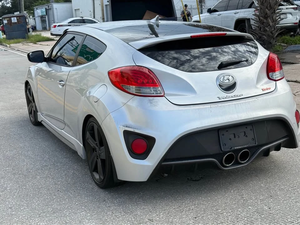 2014 Hyundai Veloster - Image 6 of 10