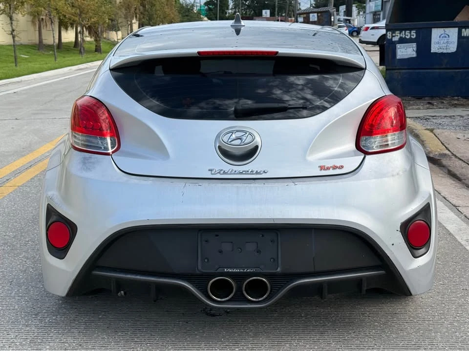 2014 Hyundai Veloster - Image 5 of 10