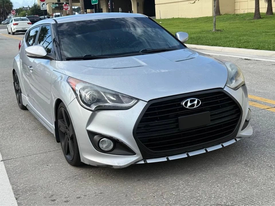 2014 Hyundai Veloster - Image 3 of 10