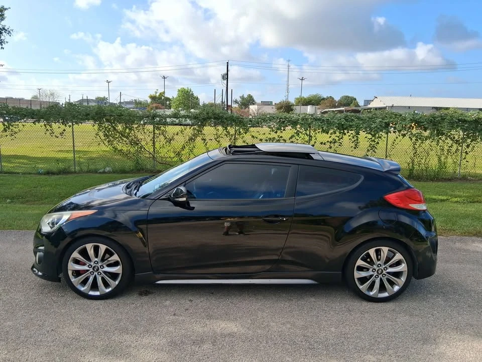 2014 Hyundai Veloster - Image 6 of 10