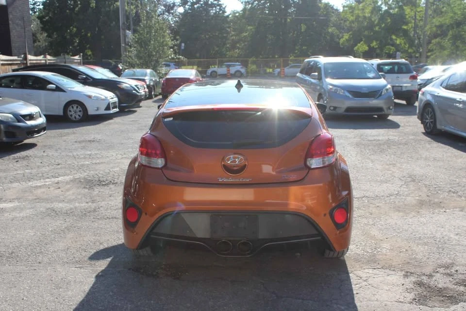 2014 Hyundai Veloster - Image 6 of 10