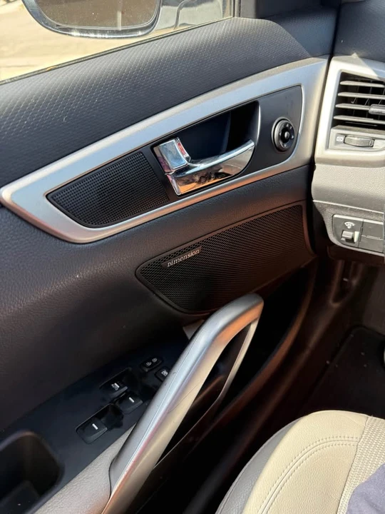 2014 Hyundai Veloster - Image 14 of 20