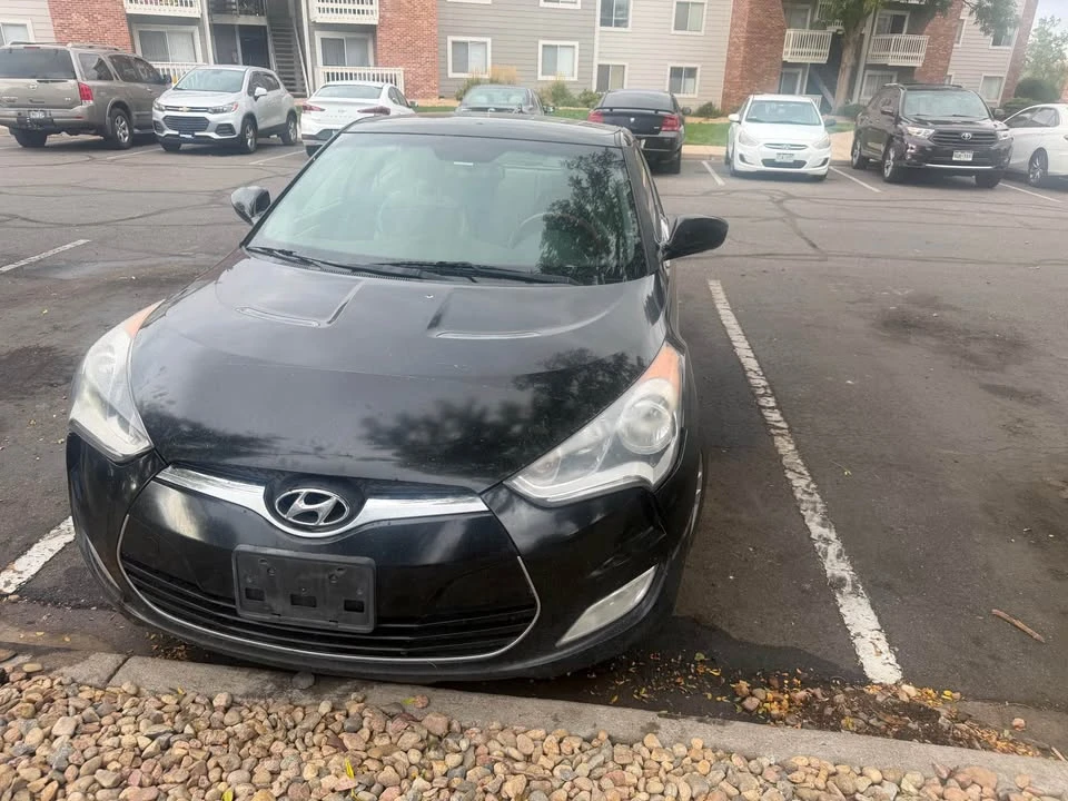 2014 Hyundai Veloster - Image 2 of 4