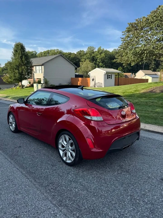 2014 Hyundai Veloster - Image 10 of 20