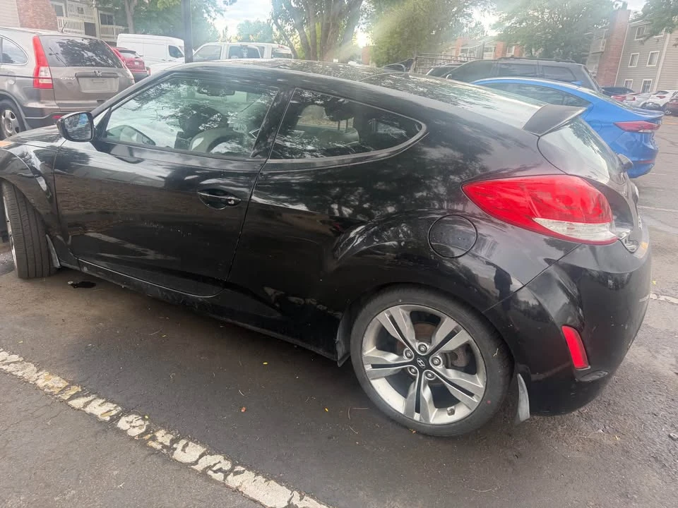 2014 Hyundai Veloster - Image 3 of 4