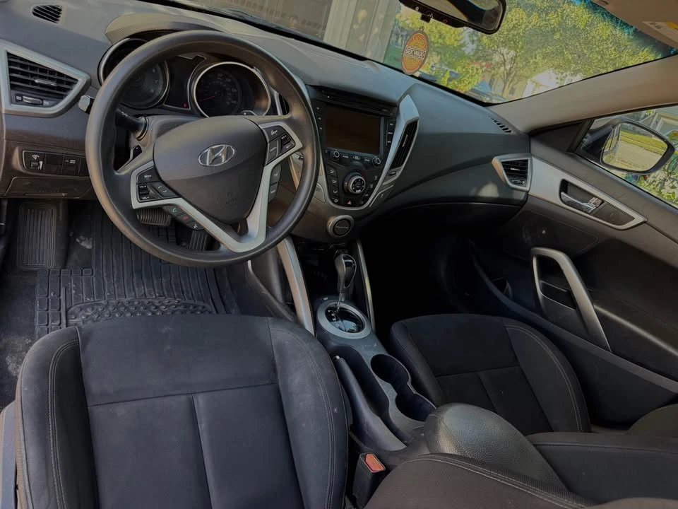 2014 Hyundai Veloster - Image 5 of 5