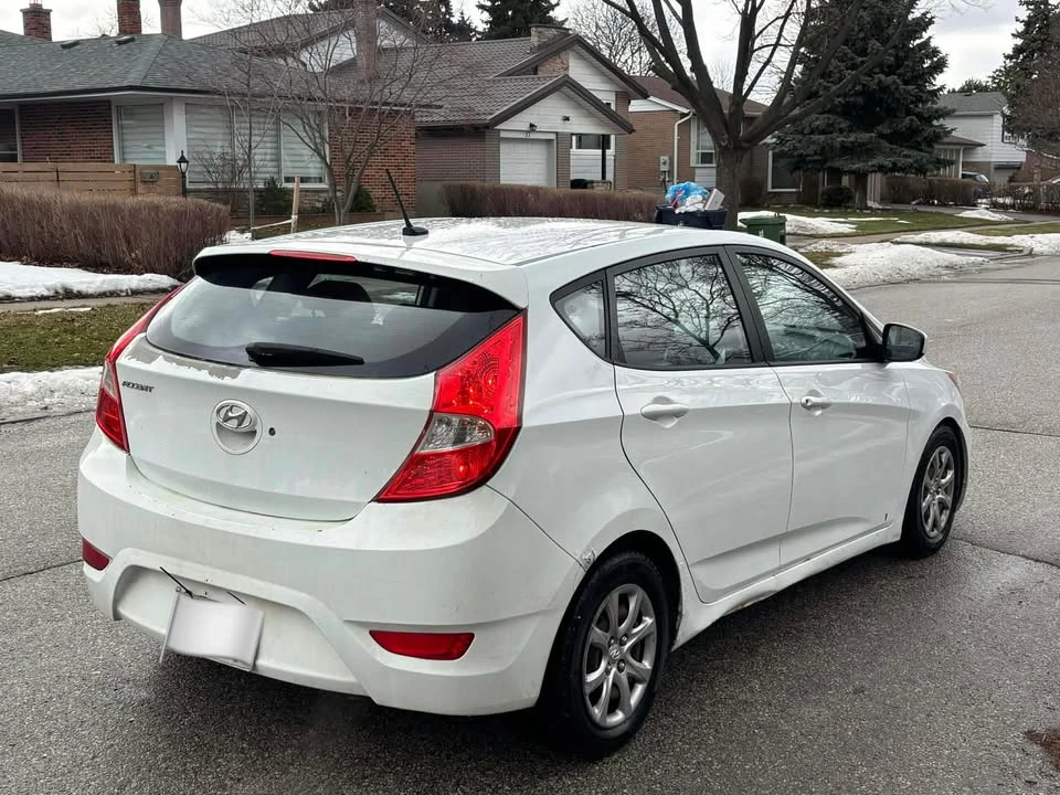 2014 Hyundai Accent - Image 4 of 6