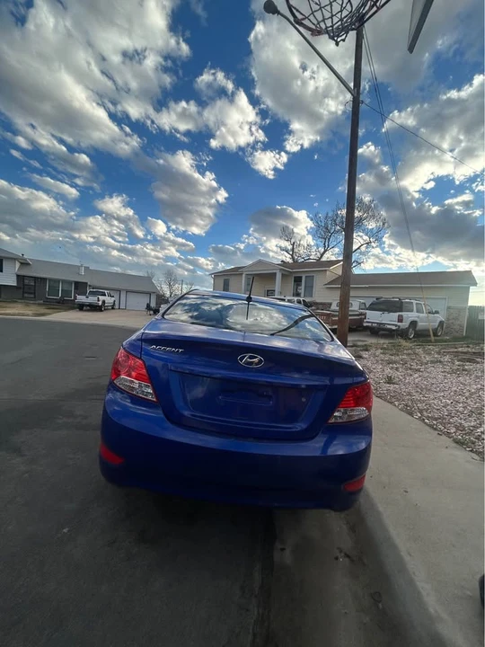 2014 Hyundai Accent - Image 3 of 5